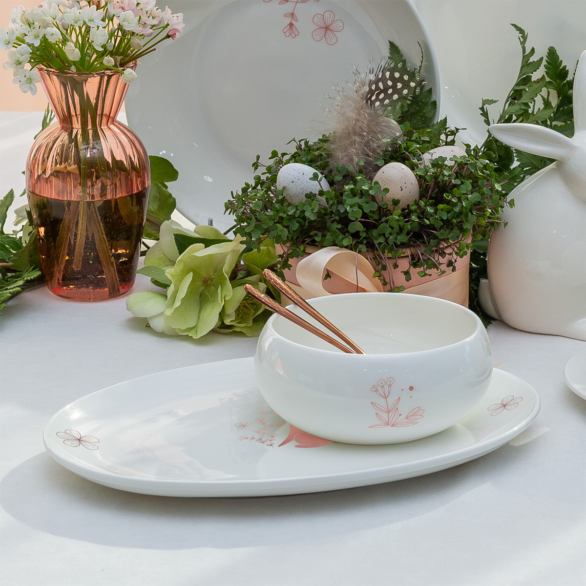 Oválný servírovací talíř Bunny 26 cm – Premium Platinum Line Easter