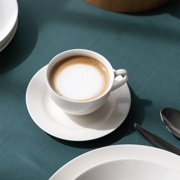 Porcelánová sada 28 ks Flow bílá | Lunasol