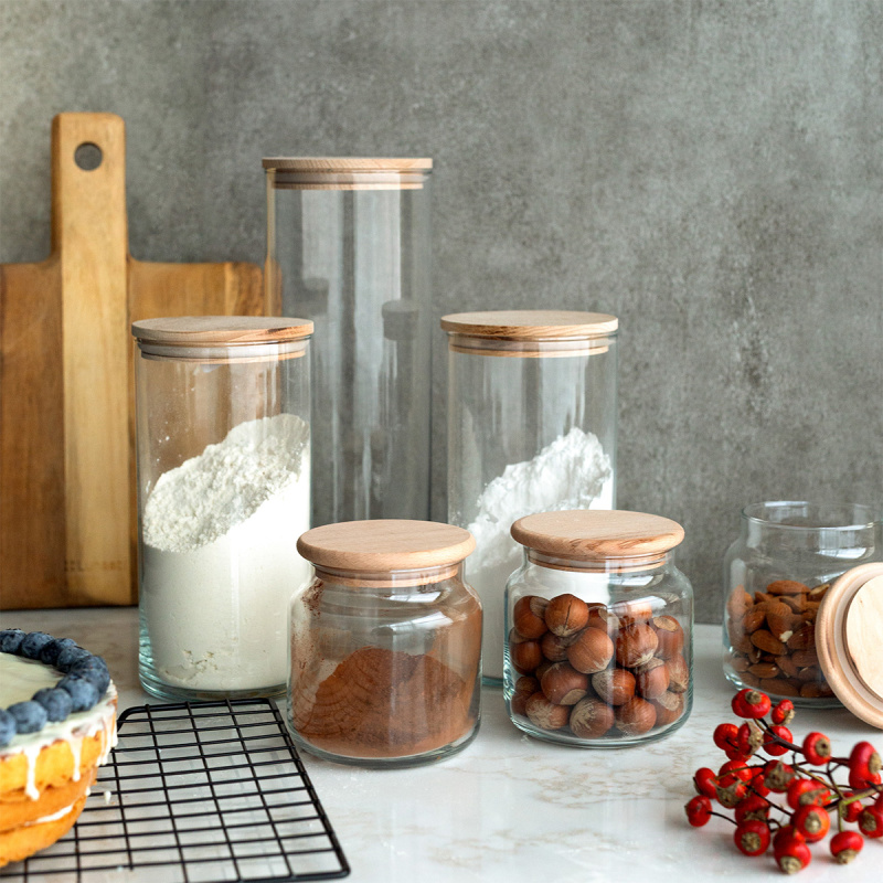 Skleněná dóza s víkem 1,88 l | Basic Kitchen